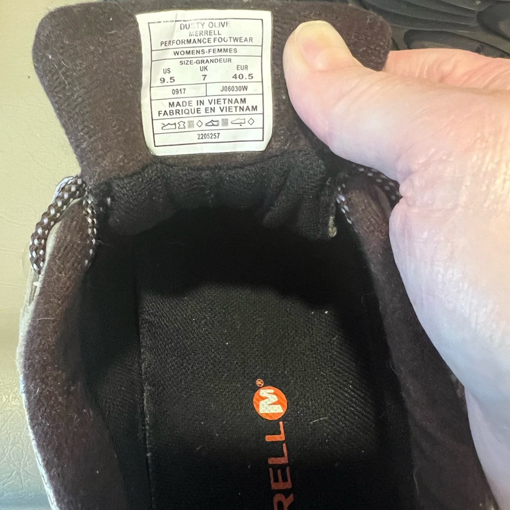 Merrell women’s Moab 2 waterproof hiking shoe size 9.5, dusty olive - Picture 4 of 4